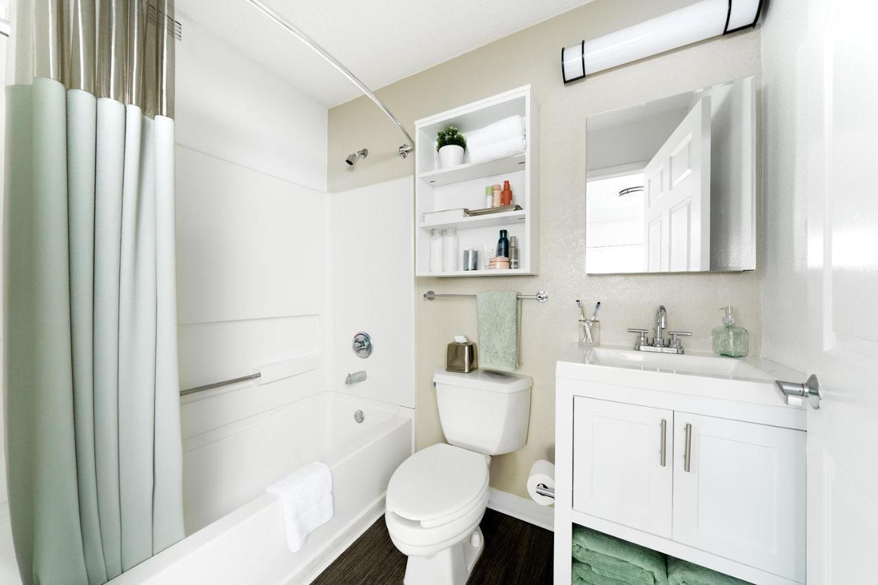 Intown Suites Extended Stay Auburn Al Екстериор снимка